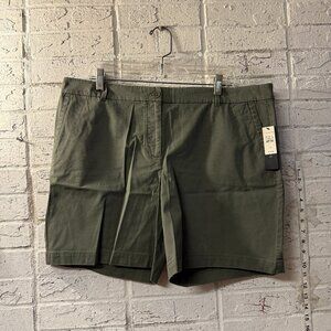Talbots Weekend Shorts | Olive Green Chino Style | Size 16 | NWT